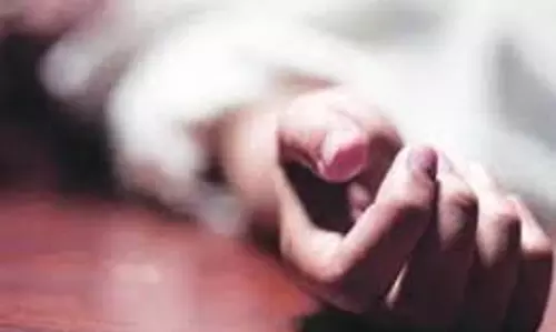 Mohammadabad: नहर के किनारे 8 वर्षीय बालिका का शव मिलने से पूरे क्षेत्र में सनसनी