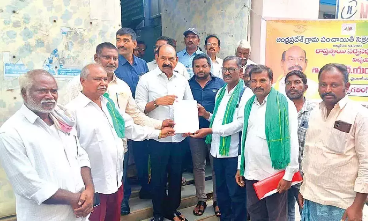 AIKS ने मंत्री से नांदयाल में तंबाकू खरीद केंद्र स्थापित करने का आग्रह किया AIKS ने मंत्री से नांदयाल में तंबाकू खरीद केंद्र स्थापित करने का आग्रह किया