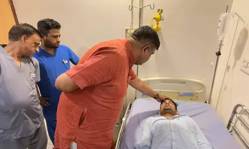 Jaipur: वन राज्य मंत्री संजय शर्मा ने घायल जवान की कुशलक्षेम जानी