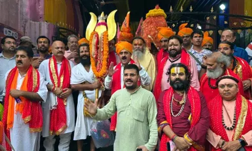 Sethi ने राम मंदिर से पवित्र रुद्र गंगा यात्रा को हरी झंडी दिखाई Sethi ने राम मंदिर से पवित्र रुद्र गंगा यात्रा को हरी झंडी दिखाई