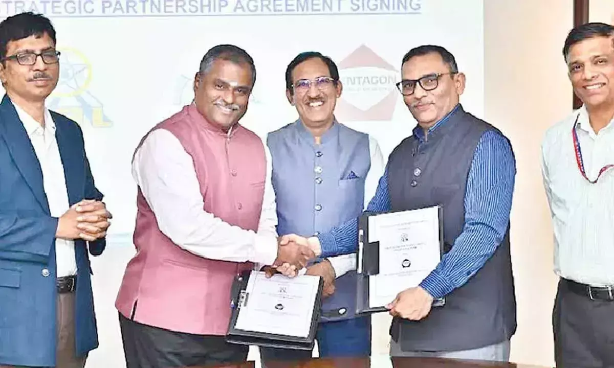 Andhra: ड्रोन रोधी प्रणालियों के माध्यम से नौसेना की परिचालन क्षमताओं को बढ़ाना Andhra: ड्रोन रोधी प्रणालियों के माध्यम से नौसेना की परिचालन क्षमताओं को बढ़ाना
