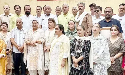 Jammu: स्कूल का नाम बदलकर कारगिल शहीद के नाम पर रखा गया