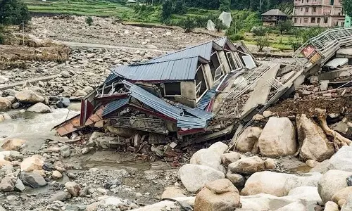बादल फटने और नदी का जलस्तर बढ़ने से Mandi, लाहौल-स्पीति में नुकसान