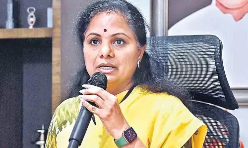 ज्वैलर्स का उत्पीड़न बंद होना चाहिए: MLC Kavitha ज्वैलर्स का उत्पीड़न बंद होना चाहिए: MLC Kavitha