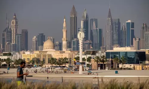 UAE के नए गोल्डन वीज़ा ने भारतीयों के लिए खोले दरवाजे