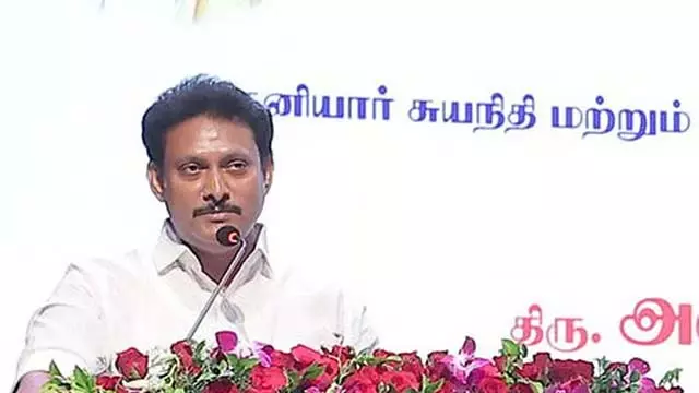 तमिल हमारी पहचान है; अंग्रेजी हमारा अवसर है: मंत्री अंबिल महेश तमिल हमारी पहचान है; अंग्रेजी हमारा अवसर है: मंत्री अंबिल महेश