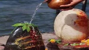Sawan 2025: शिवलिंग की पूजा करते समय रखें सही क्रम का ध्यान, तभी मिलेगा पूजा का फल Sawan 2025: शिवलिंग की पूजा करते समय रखें सही क्रम का ध्यान, तभी मिलेगा पूजा का फल
