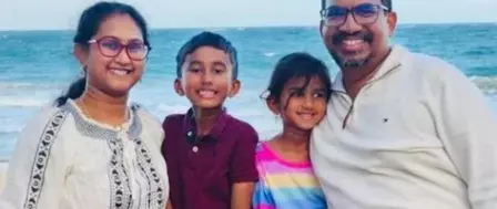 अमेरिका में रहने वाले भारतीय परिवार के 4 सदस्यों की कार दुर्घटना में मौत अमेरिका में रहने वाले भारतीय परिवार के 4 सदस्यों की कार दुर्घटना में मौत