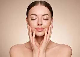 Beauty tips: हल्दी और चंदन को एक साथ लगाने से त्वचा पर होते हैं ये फायदे, बढ़ेगी खूबसूरती और आएगा ग्लो Beauty tips: हल्दी और चंदन को एक साथ लगाने से त्वचा पर होते हैं ये फायदे, बढ़ेगी खूबसूरती और आएगा ग्लो