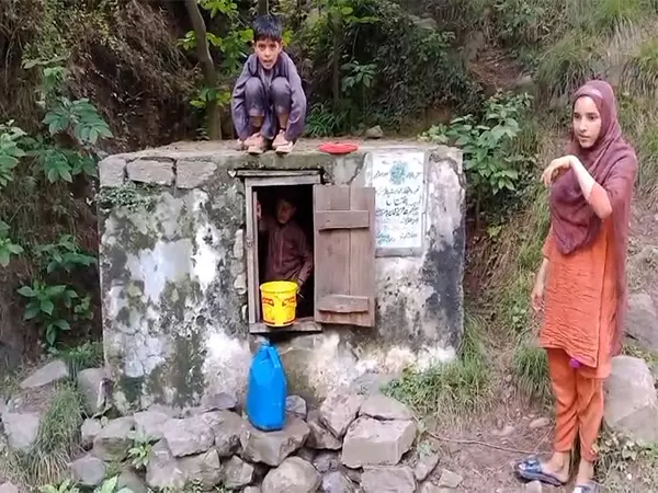 पाकिस्तान समर्थित शासन ने POJK में दाना कचिल्ली को बर्बाद कर दिया पाकिस्तान समर्थित शासन ने POJK में दाना कचिल्ली को बर्बाद कर दिया