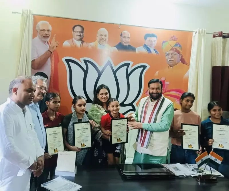 Haryana की पांच बेटियों को आजीवन शिक्षा छात्रवृत्ति Haryana की पांच बेटियों को आजीवन शिक्षा छात्रवृत्ति