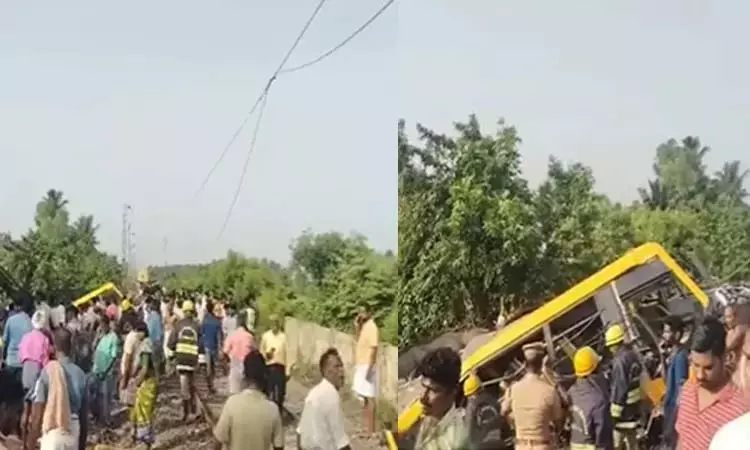 Cuddalore Accident: दक्षिण रेलवे ने वैन चालक को दोषी ठहराया, गेटकीपर को निलंबित किया Cuddalore Accident: दक्षिण रेलवे ने वैन चालक को दोषी ठहराया, गेटकीपर को निलंबित किया