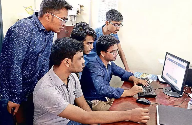 Odisha: विज्ञान स्ट्रीम में सर्वाधिक अंक प्राप्त कर रेनशॉ प्लस टू कट-ऑफ सूची में शीर्ष पर Odisha: विज्ञान स्ट्रीम में सर्वाधिक अंक प्राप्त कर रेनशॉ प्लस टू कट-ऑफ सूची में शीर्ष पर