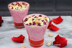 Parsi Falooda ताजगी और एनर्जी का एहसास Parsi Falooda ताजगी और एनर्जी का एहसास