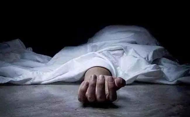 Telangana : दो पत्नियों ने मिलकर पति की हत्या कर दी Telangana : दो पत्नियों ने मिलकर पति की हत्या कर दी