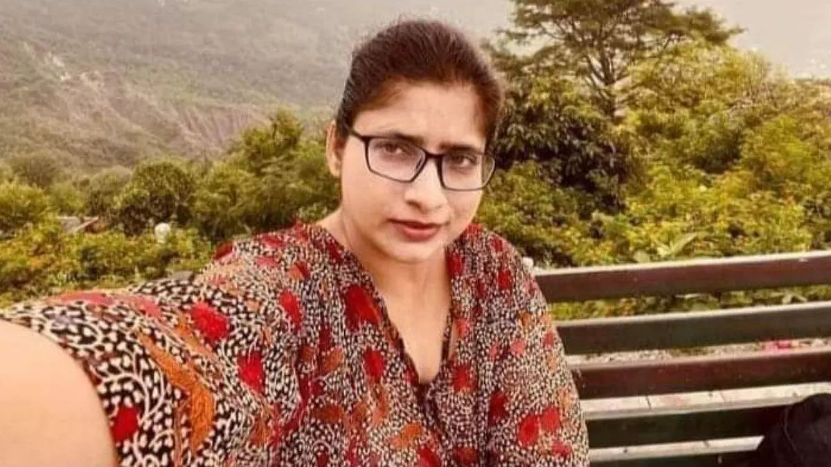 Chandigarh: रानी नागर को जबरन सेवानिवृत्त करने की तैयारी Chandigarh: रानी नागर को जबरन सेवानिवृत्त करने की तैयारी