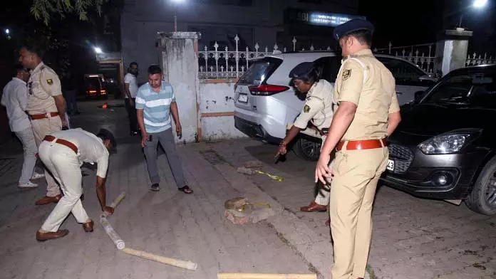 गोपाल खेमका हत्याकांड में बड़ी सफलता, मुठभेड़ में हथियार सप्लायर की मौत गोपाल खेमका हत्याकांड में बड़ी सफलता, मुठभेड़ में हथियार सप्लायर की मौत