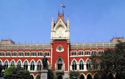पुलिस द्वारा रैली की अनुमति न दिए जाने के बाद बंगाल भाजपा ने कलकत्ता HC का दरवाजा खटखटाया पुलिस द्वारा रैली की अनुमति न दिए जाने के बाद बंगाल भाजपा ने कलकत्ता HC का दरवाजा खटखटाया