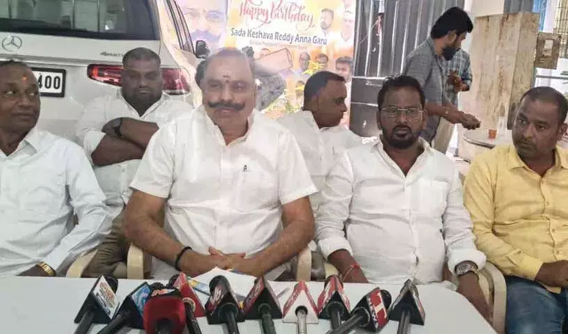 कैंटोनमेंट बोर्ड के चुनाव नहीं हुए तो विधायकों और सांसदों के घरों का घेराव करेंगे कैंटोनमेंट बोर्ड के चुनाव नहीं हुए तो विधायकों और सांसदों के घरों का घेराव करेंगे