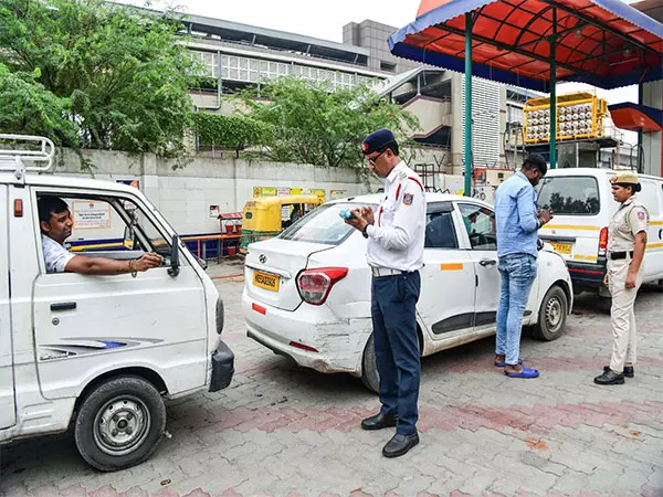 CAQM ने वाहन जीवन समाप्ति नीति के क्रियान्वयन पर 1 नवंबर तक रोक लगाई CAQM ने वाहन जीवन समाप्ति नीति के क्रियान्वयन पर 1 नवंबर तक रोक लगाई
