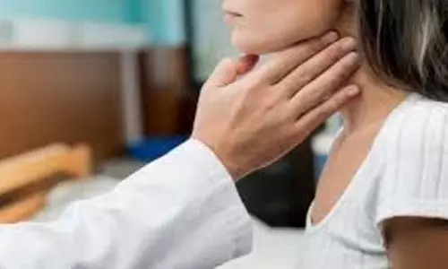 Health: आयुर्वेदिक उपायों से कैसे ठीक हो सकता है थायराइड, योग गुरु रामदेव से जानें क्या खाएं और कौन से योग करें Health: आयुर्वेदिक उपायों से कैसे ठीक हो सकता है थायराइड, योग गुरु रामदेव से जानें क्या खाएं और कौन से योग करें