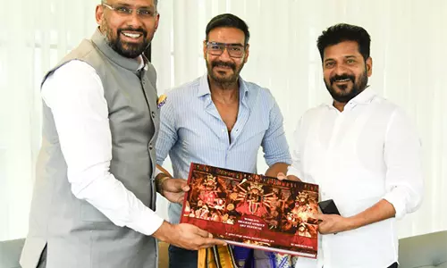 अजय देवगन ने Telangana CM से मुलाकात की अजय देवगन ने Telangana CM से मुलाकात की