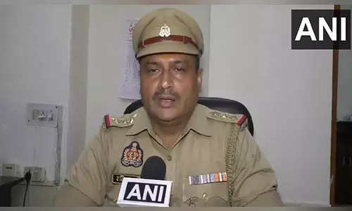 पिता द्वारा Rape के बाद नाबालिग ने ट्रेन में बच्चे को जन्म दिया, नवजात को छोड़ दिया