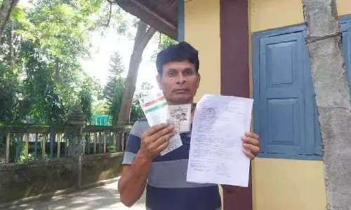 50 वर्षीय किसान पर घुसपैठिया का टैग, Cooch Behar के ग्रामीण को असम नागरिकता का नोटिस