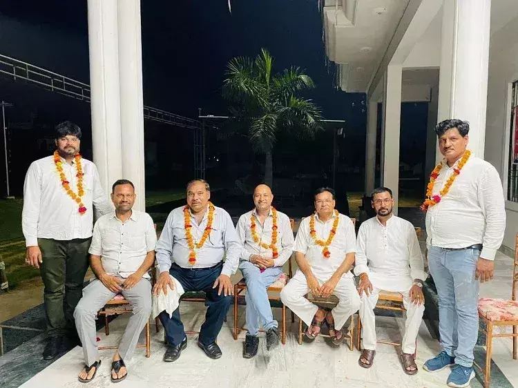 Farrukhabad: सरदार पटेल युवा वाहिनी की कमान अंशुल कटियार के हाथ Farrukhabad: सरदार पटेल युवा वाहिनी की कमान अंशुल कटियार के हाथ
