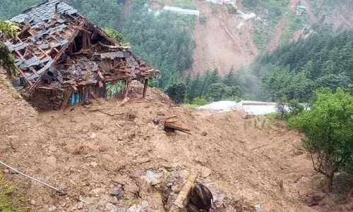 Sukhu ने बढ़ते बादल फटने पर तत्काल अध्ययन का आह्वान किया