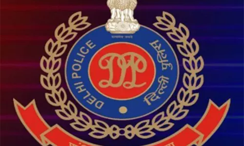 दिल्ली फाइव‑स्टार में नाइटक्लब में बाउंसरों की मारपीट, महिला समेत दो घायल, FIR दर्ज दिल्ली फाइव‑स्टार में नाइटक्लब में बाउंसरों की मारपीट, महिला समेत दो घायल, FIR दर्ज