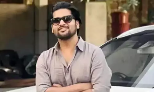 Kerala : कार की टक्कर से खाई में गिरे स्कूटर सवार का शव बरामद Kerala : कार की टक्कर से खाई में गिरे स्कूटर सवार का शव बरामद