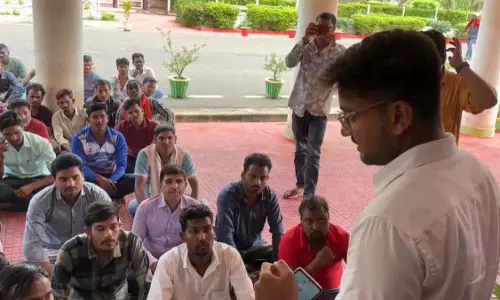 सैकड़ो कर्मचारियों की नौकरी गई, शक्कर कारखाने में थे कार्यरत