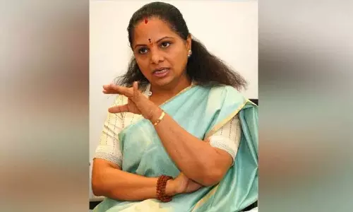 Kavitha: तेलंगाना में कांग्रेस की जाति जनगणना त्रुटिपूर्ण, 17 जुलाई को रेल रोको की चेतावनी दी Kavitha: तेलंगाना में कांग्रेस की जाति जनगणना त्रुटिपूर्ण, 17 जुलाई को रेल रोको की चेतावनी दी