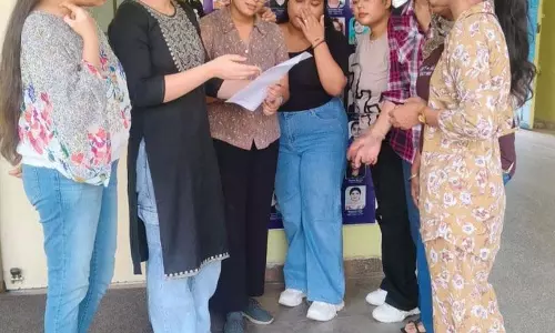 बीए के छात्रों और शिक्षकों ने NEP पाठ्यक्रम में भाषा विज्ञान को स्थगित करने का आग्रह किया