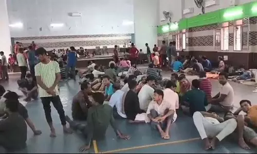 Jharsuguda : सुरक्षाबलों की छापेमारी, 440 संदिग्ध रोहिंग्या पकड़े गए Jharsuguda : सुरक्षाबलों की छापेमारी, 440 संदिग्ध रोहिंग्या पकड़े गए