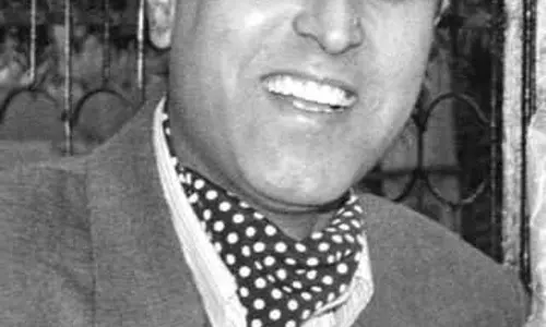 भारतीय सेना ने कारगिल के नायक कैप्टन Vikram Batra को श्रद्धांजलि दी