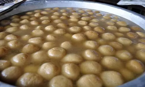 Odisha : रसगोला सिर्फ मिठाई नहीं, संस्कृति का प्रतीक है Odisha : रसगोला सिर्फ मिठाई नहीं, संस्कृति का प्रतीक है