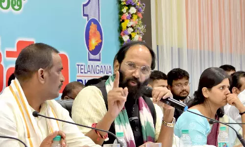 Telangana: 85% आबादी खाद्य सुरक्षा अधिनियम के अंतर्गत आएगी Telangana: 85% आबादी खाद्य सुरक्षा अधिनियम के अंतर्गत आएगी