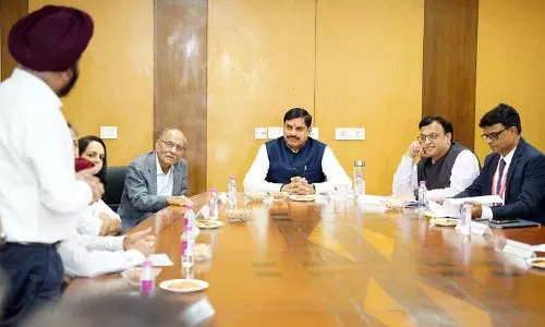 Punjab के रंगाई-पुताई करने वालों ने बंद की आशंका के बीच मध्य प्रदेश सरकार से सहयोग मांगा Punjab के रंगाई-पुताई करने वालों ने बंद की आशंका के बीच मध्य प्रदेश सरकार से सहयोग मांगा