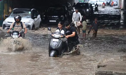 Ludhiana: भारी बारिश से शहर में थम गया, प्रमुख सड़कें जलमग्न