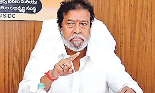 Telangana : चिकित्सा उपकरणों की निगरानी के लिए उच्च स्तरीय प्रणाली