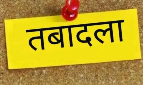 Farrukhabad: एसपी आरती सिंह ने थानाध्यक्षों का किया तबादला