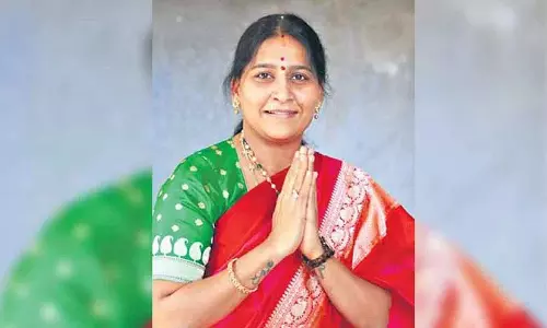 BRS ने केटीआर के खिलाफ मंत्री सीथक्का की टिप्पणी की निंदा की