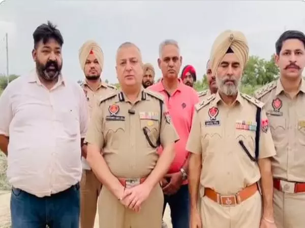 Punjab: अबोहर के व्यापारी की हत्या के दो आरोपी पुलिस मुठभेड़ में ढेर Punjab: अबोहर के व्यापारी की हत्या के दो आरोपी पुलिस मुठभेड़ में ढेर
