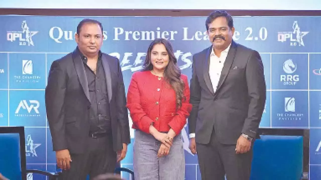 अभिनेत्री राम्या ने बेंगलुरु में QPL 2.0 के लोगो का अनावरण किया अभिनेत्री राम्या ने बेंगलुरु में QPL 2.0 के लोगो का अनावरण किया