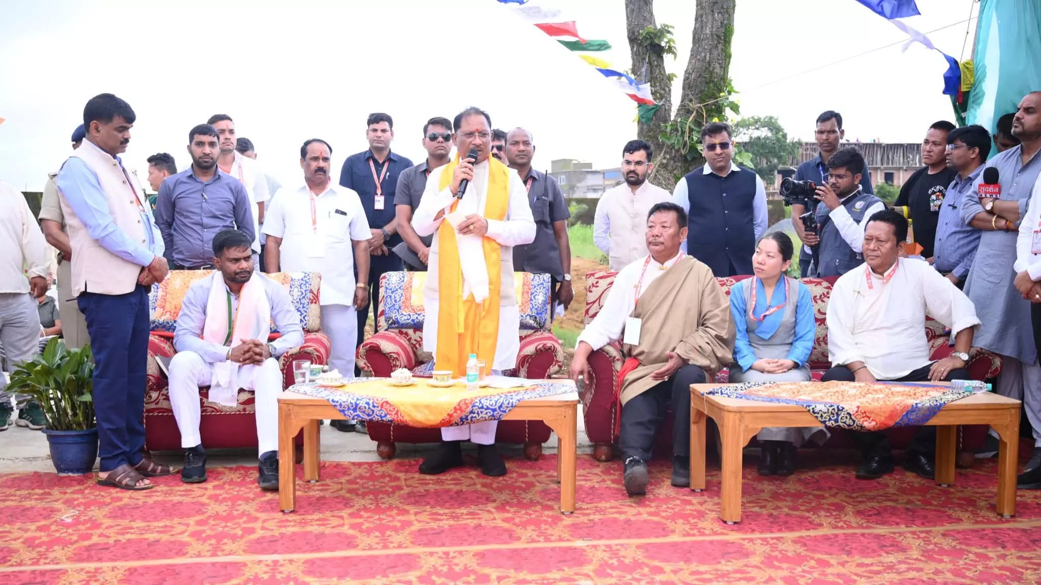 छत्तीसगढ़ में बौद्ध परंपरा की जड़ें अत्यंत गहरी : CM विष्णुदेव साय छत्तीसगढ़ में बौद्ध परंपरा की जड़ें अत्यंत गहरी : CM विष्णुदेव साय