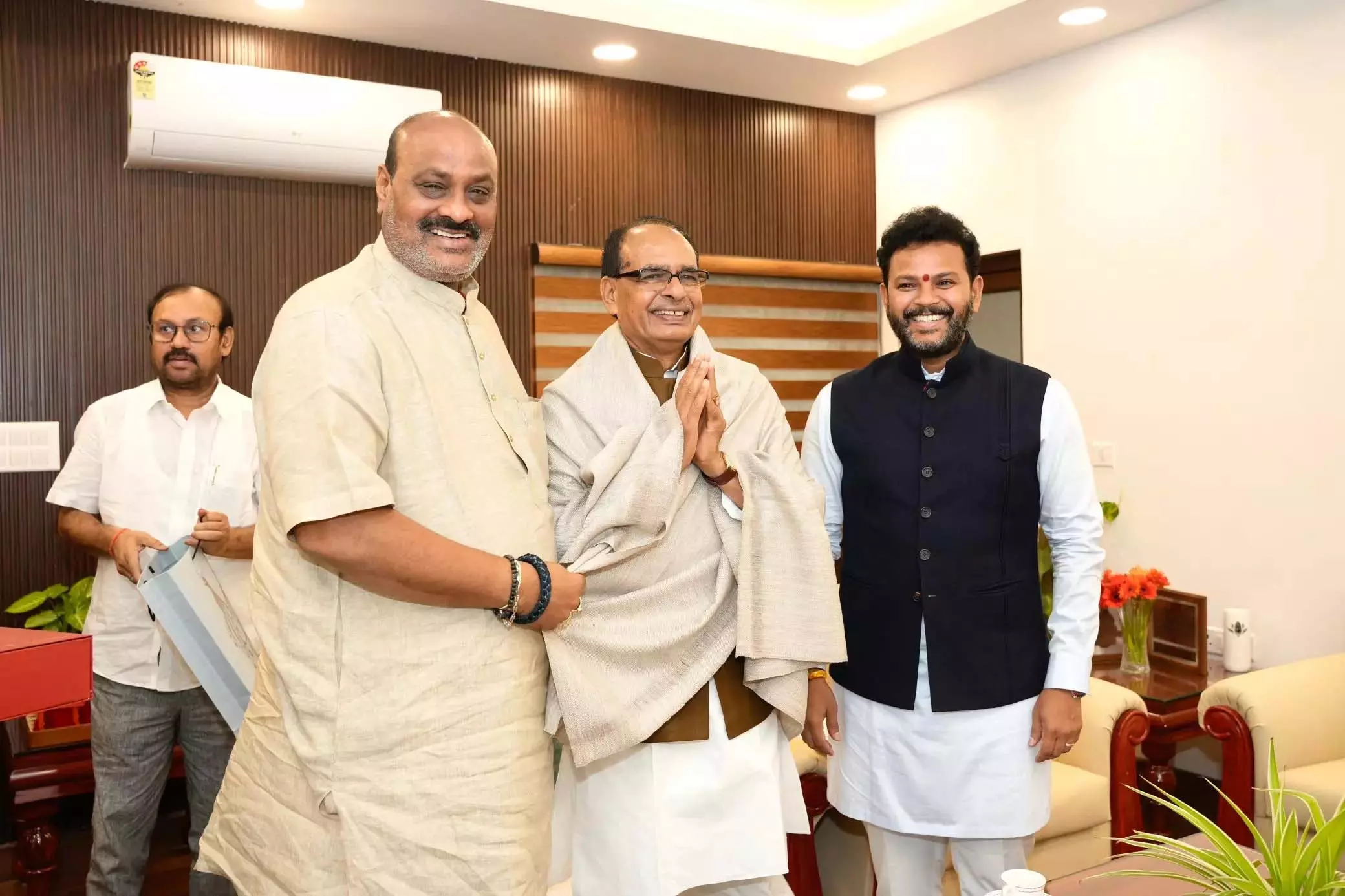 Andhra प्रदेश के कृषि मंत्री ने केंद्र से मदद मांगी Andhra प्रदेश के कृषि मंत्री ने केंद्र से मदद मांगी
