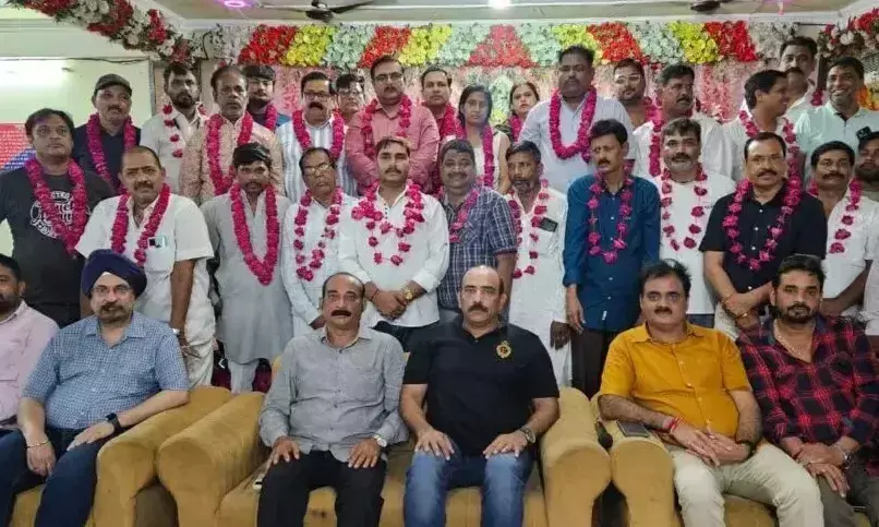 Lucknow: डेकोरेशन व्यापार मंडल की नगर इकाई की घोषणा Lucknow: डेकोरेशन व्यापार मंडल की नगर इकाई की घोषणा