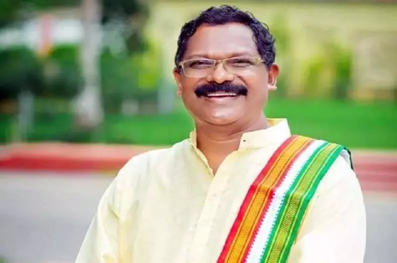पूर्व मंत्री अमरजीत भगत को पुलिस ने उठाया पूर्व मंत्री अमरजीत भगत को पुलिस ने उठाया